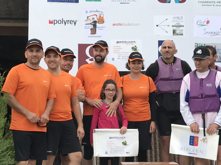 Photos de l'aviron challenge entreprise 2017 : sarl marquant à la remise des trophés