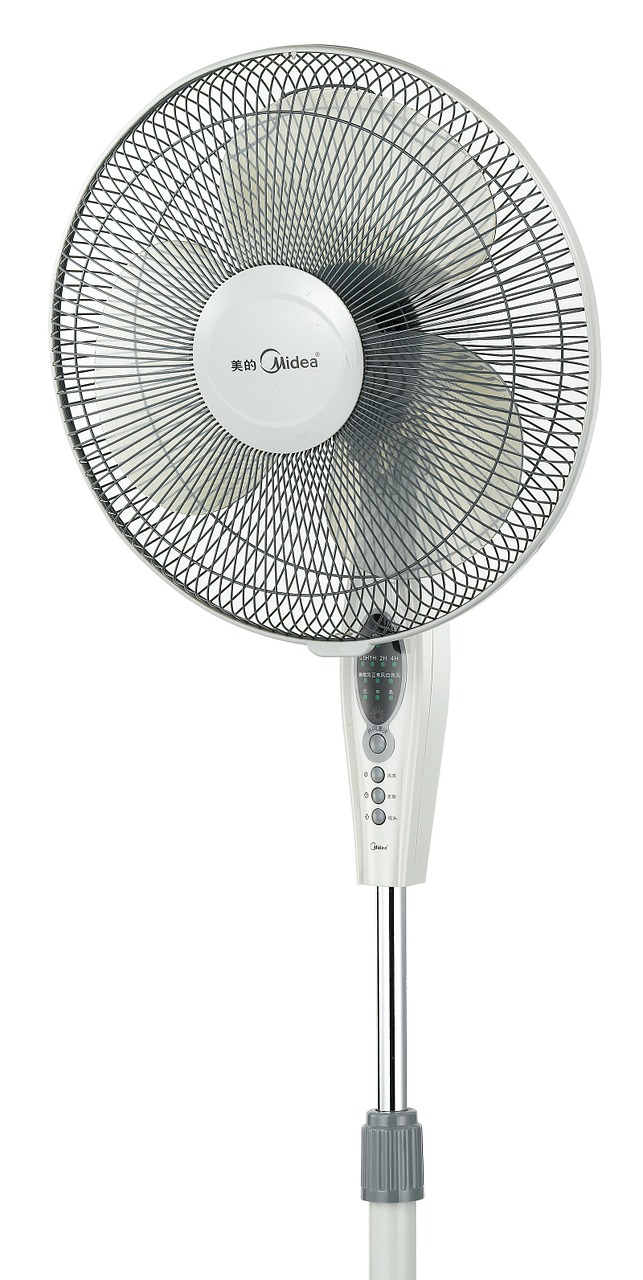 image libre de droit de pixabay - sur la photo un ventilateur de marque asiatique.